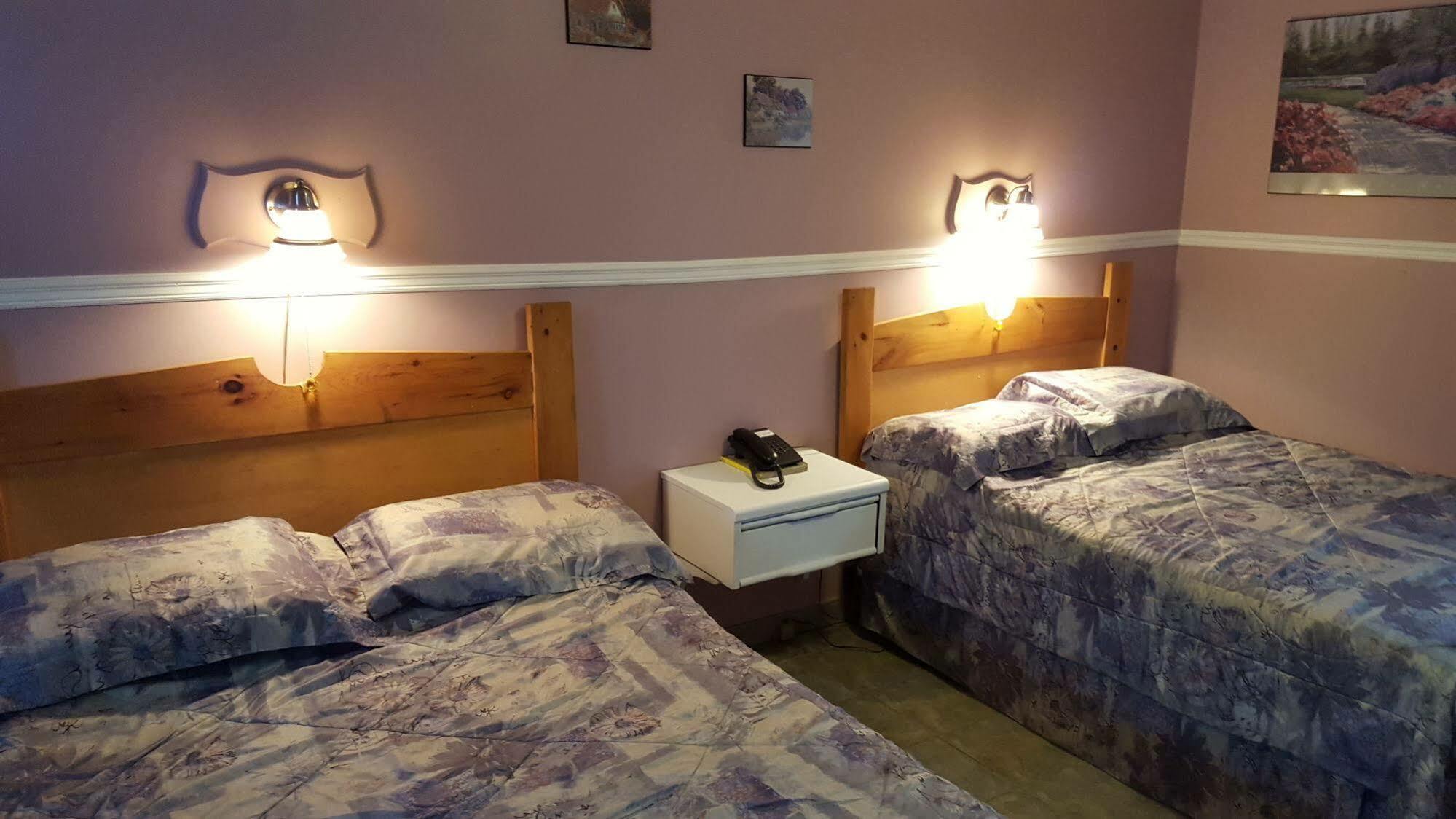 Motel Cote Rivière-du-Loup Esterno foto